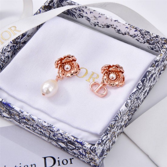 Dior Earstuds best replica