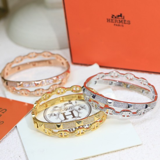 Hermes Bracelet best replica  size 17cm and 19cm