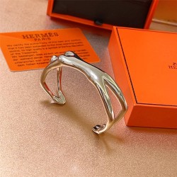 Hermes Bracelet best replica  size 17cm and 19cm