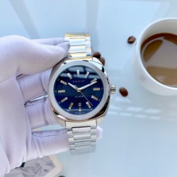 Gucci Women's Watches with Swiss movement