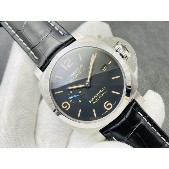 Panerai Luminor Marina with Swiss movement