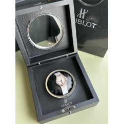 Hublot  Women's Watch with Swiss movement