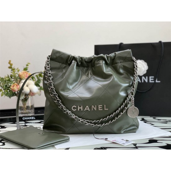 Chanel 22 bag 30x30x8cm