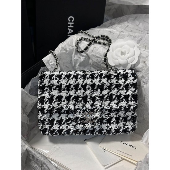 Chanel classic flap 20cm  2025 new