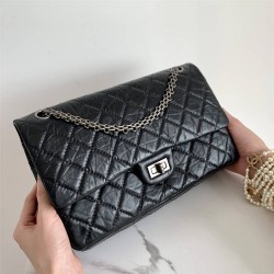 Chanel 2.55 reissue A37587，28cm