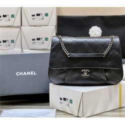 Chanel Vintage shoulder bag 3037 size 34cm 