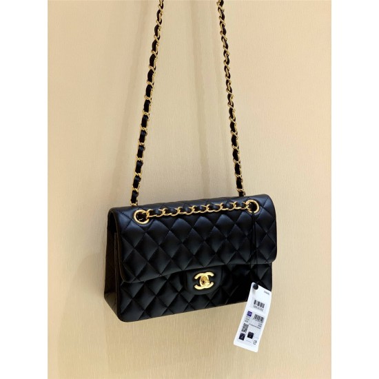 Chanel Cf 1113 Size 23cm