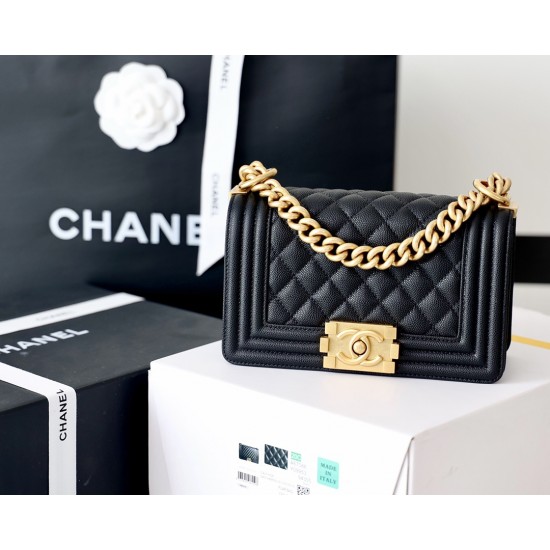 Chanel Leboy 67086 Size 25cm