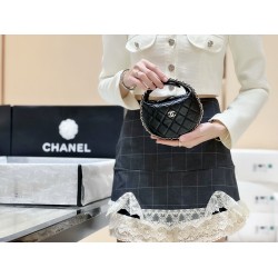 Chanel 23C 3095 Size 16*16*5.5cm