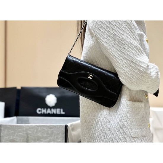 Chanel AP3655  Size 25*12.5cm