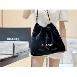 Chanel 22K 3261  size 39*42*8cm