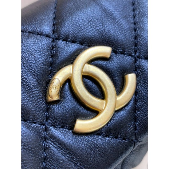 Chanel Small hobo bag AS2479 Size 19x13x7cm