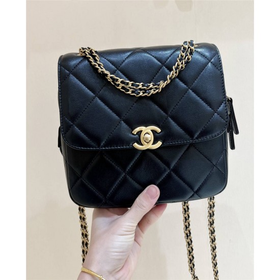 Chanel 23P  3884 Size 19*19*6cm