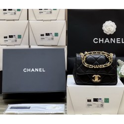 Chanel 23C 3748 Size 17*13*6cm