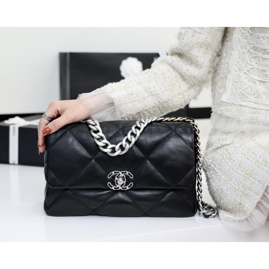 Chanel 19 bag  1161 Size 30cm