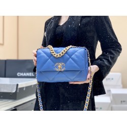 Chanel 19 bag 1160 Size 26cm