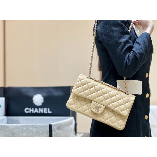 Chanel CF 1112 Medium Size 25.5cm