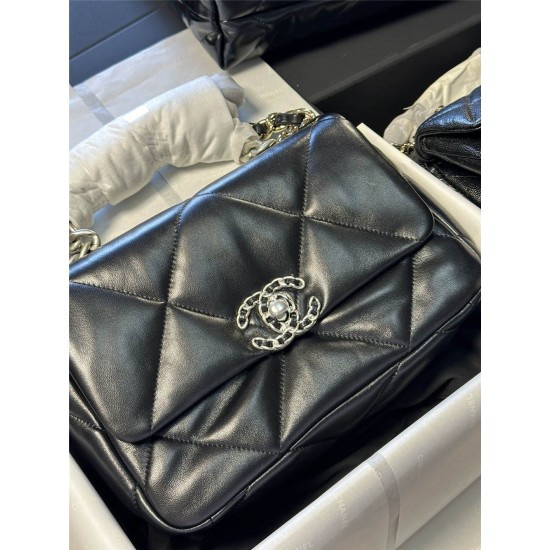 Chanel 19 bag 26cm  2025 new