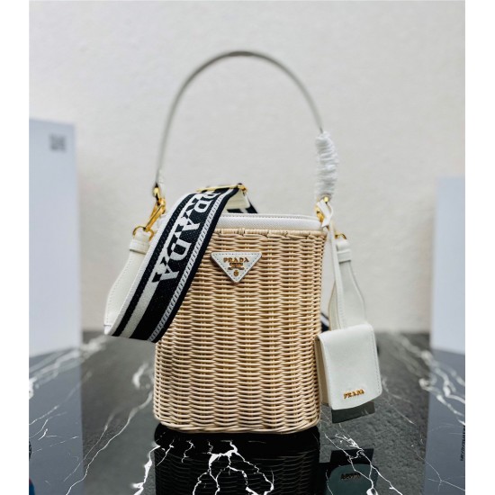 Prada 1BE062  18cm*19cm*11cm 2025 new