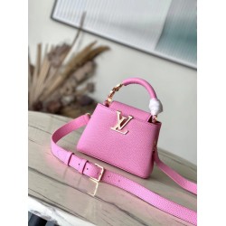 Louis Vuitton M24989  Capucines 21 × 14 × 8 cm 2025 new