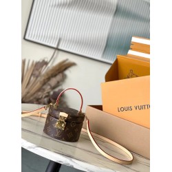 Louis Vuitton M46933 13.5 x 9 x 11.5cm 2025 new