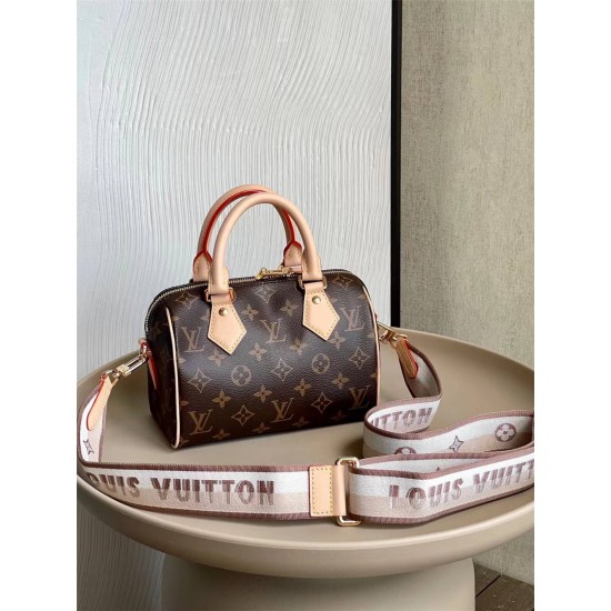 Louis Vuitton SPEEDY BANDOULIÈRE 20 M46222   size：20.5x13.5x12cm 2025 new