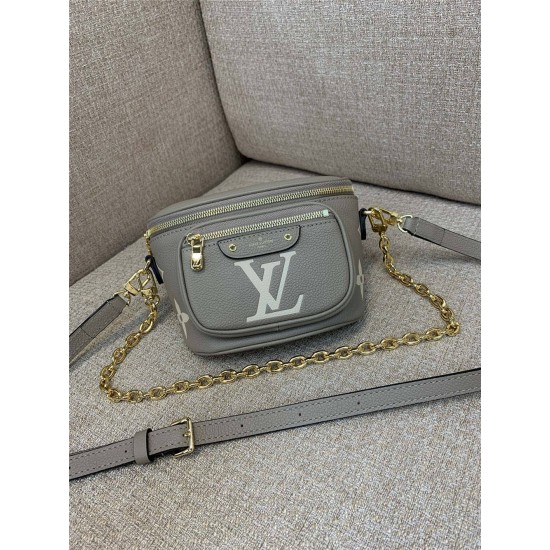 Louis Vuitton MINI BUMBAG  M82208   size：17x12x9.5cm 2025 new