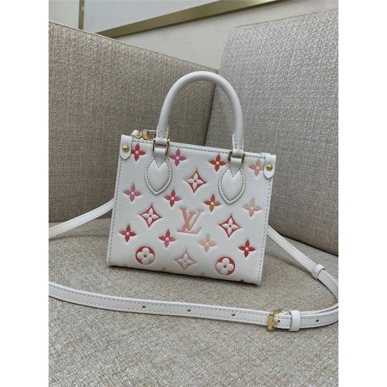 Louis Vuitton ONTHEGO BB  M47115   size：18x15x8.5cm 2025 new