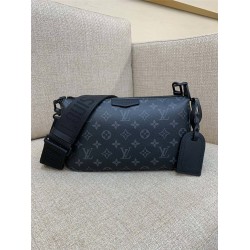 Louis Vuitton POCHETTE ACCESSOIRE XL  M11741  size：28x16.5x9cm 2025 new