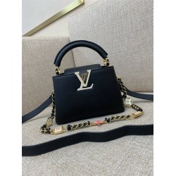 Louis Vuitton CAPUCINES M23950   size：21x14x8cm 2025 new