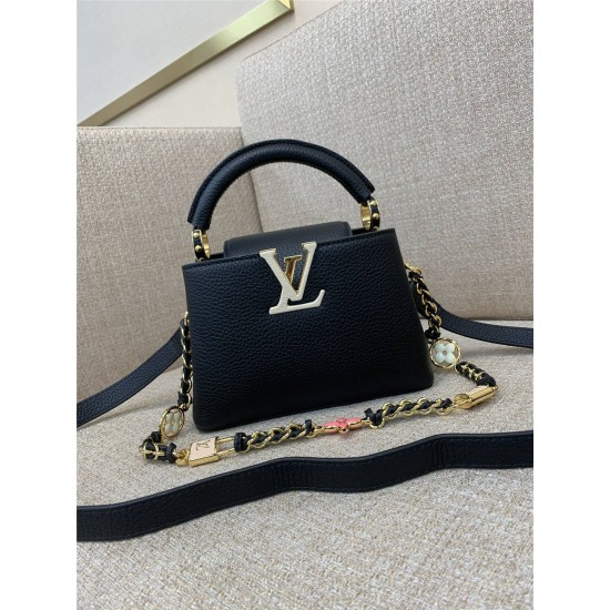 Louis Vuitton CAPUCINES M23950   size：21x14x8cm 2025 new