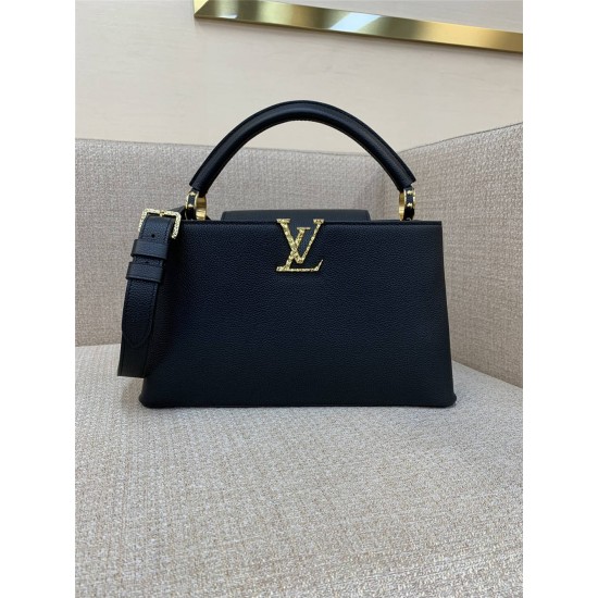 Louis Vuitton CAPUCINES EAST WEST   M24664   size：33x19x9cm 2025 new