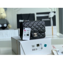 Chanel classic flap CF  17cm 2025 new