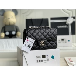 Chanel classic flap CF  20cm 2025 new