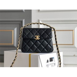 Chanel classic flap CF  19cm 2025 new