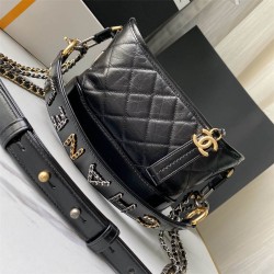 Chanel Gabrielle 28cm 2025 new