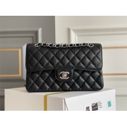 Chanel classic flap  CF 23cm 2025 new