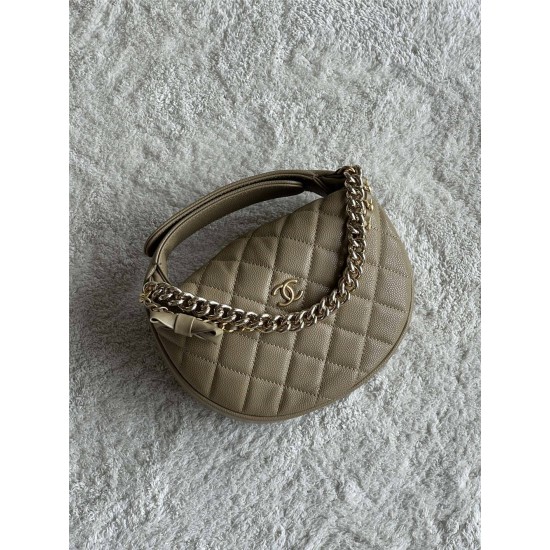 Chanel hobo 18x17x8cm 2025 new