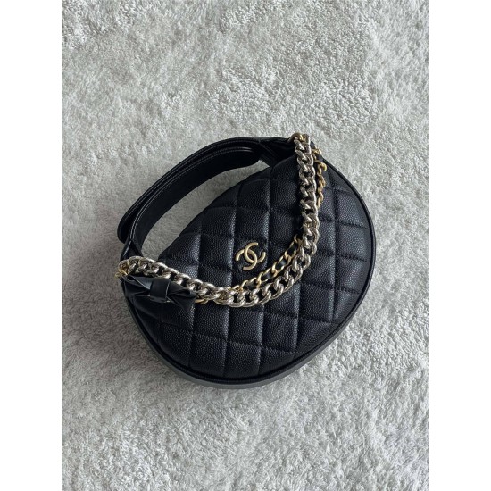 Chanel hobo 18x17x8cm 2025 new