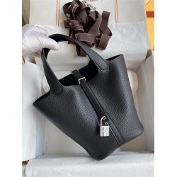 Hermes Picotin 18cm Taurillon Clemence 2025 new