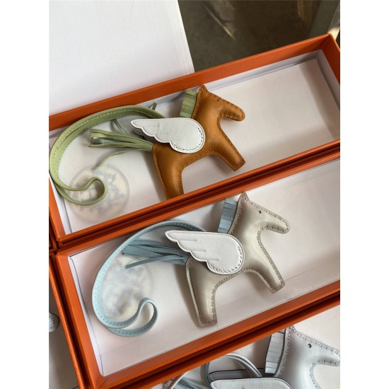 Hermes small horse accessory 2025 new