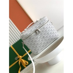 Goyard vanity Case size：16 cm x 14 cm x 20 cm  2025 New