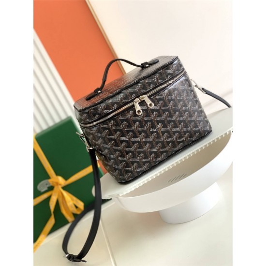 Goyard vanity Case size：16 cm x 14 cm x 20 cm  2025 New