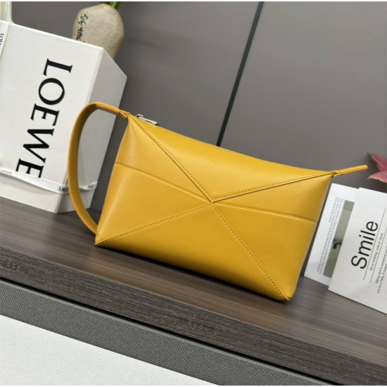 Loewe Puzzle Fold size:22.7*12*15.5CM model: 052403 2025 New