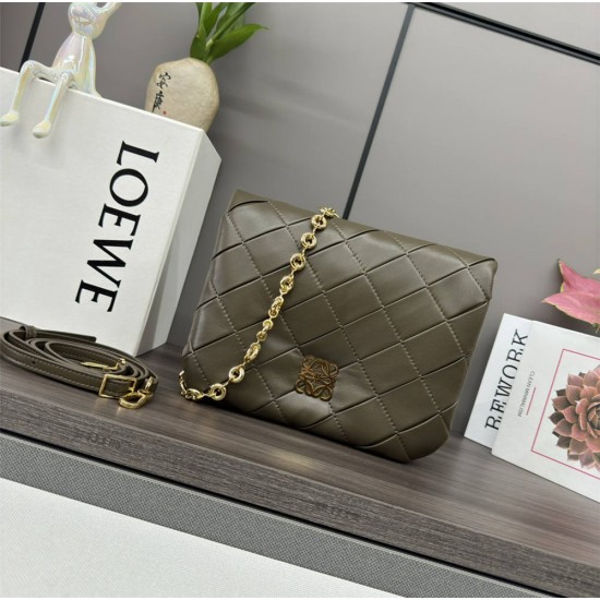 Loewe Puffer Goya  062466 Size:23*9*17cm 2025 New