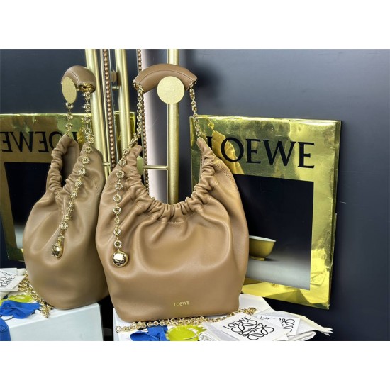 Loewe squeeze size：34-33-13.5cm  2025 New