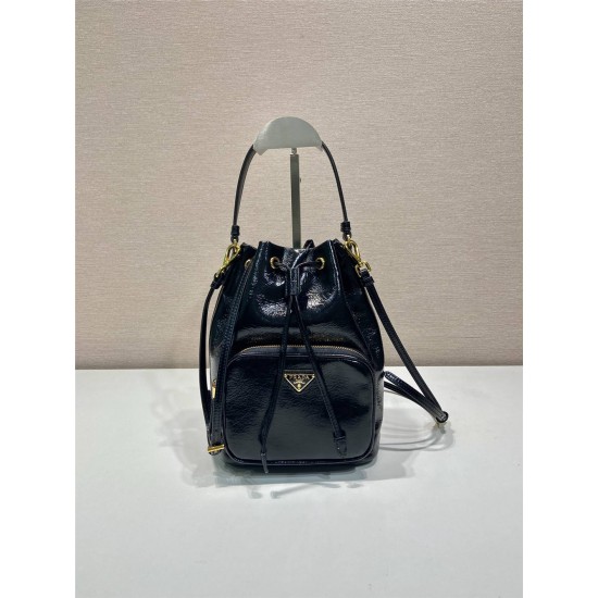 Prada bucket  1BH038  18xHight 23bottom×12cm 2025 New