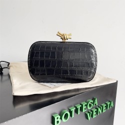 BV Bottega Veneta 737205（717622）  size: 20.5*6*12.5 2025 New