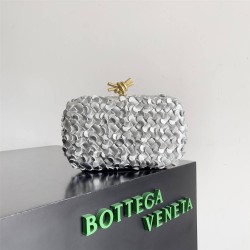 BV Bottega Veneta 717622  size: 20.5*6*12.5 2025 New