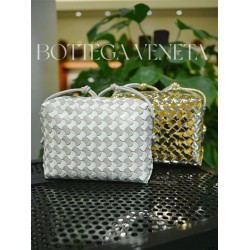 BV Bottega Veneta 777571   size: 22*15.5*9cm 2025 New